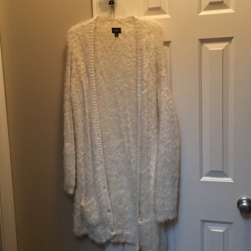 Cute AE cardigan!